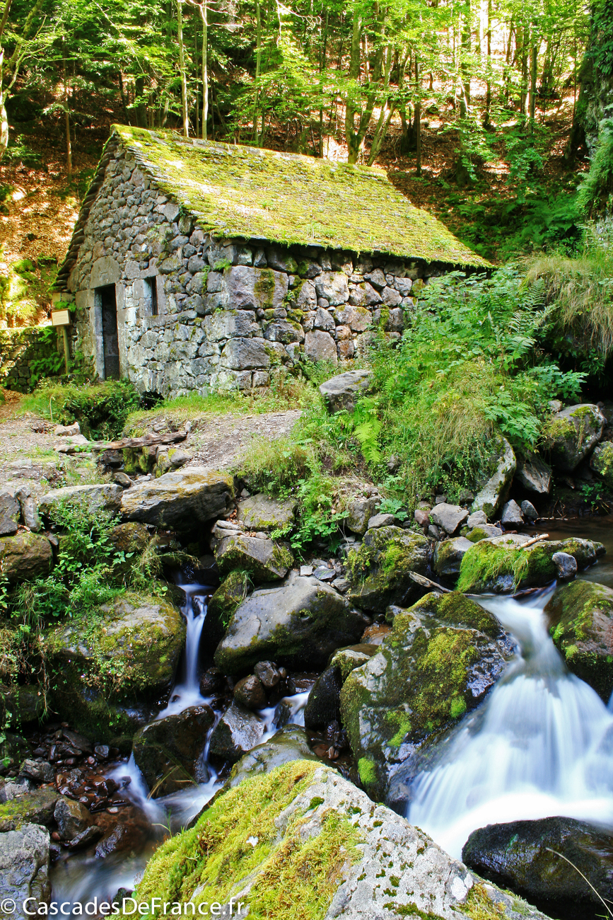 Plan d'accès de la cascade du Moulin de Chambeuil Cantal